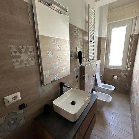 Casa Bianca 6 - Confortevole In Centro A Apartament Moneglia